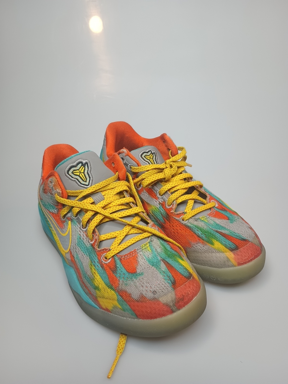 Nike Kobe Kids Protro 8 Venice Beach Size 4Y